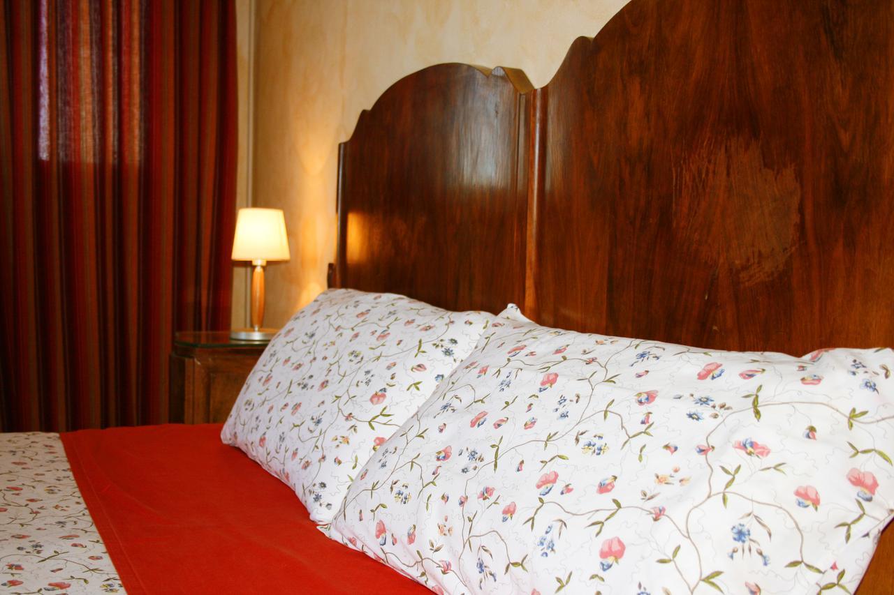 Agriturismo Corte Ponte Dei Tedeschi Guest House Ostiglia Rom bilde